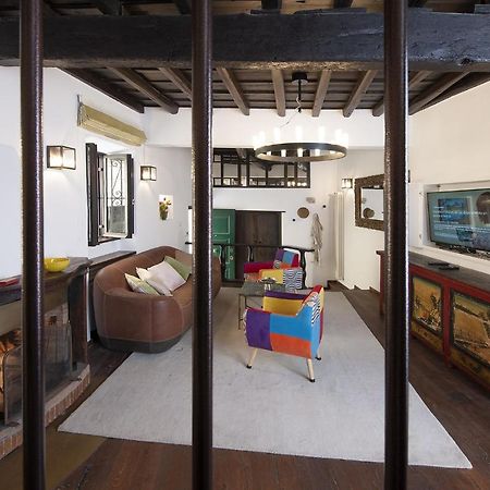 Antica Dimora La Campanella Apartment โรม ภายนอก รูปภาพ