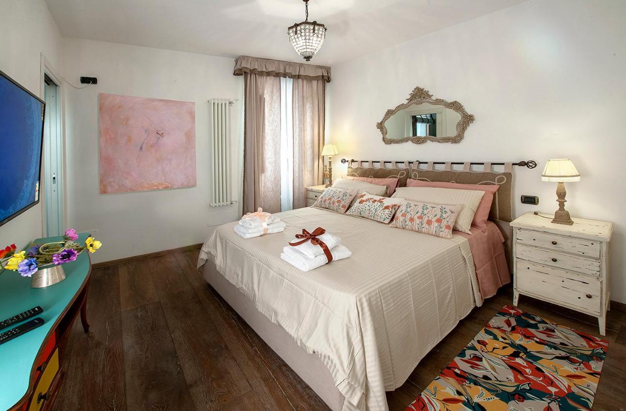 Antica Dimora La Campanella Apartment โรม ภายนอก รูปภาพ